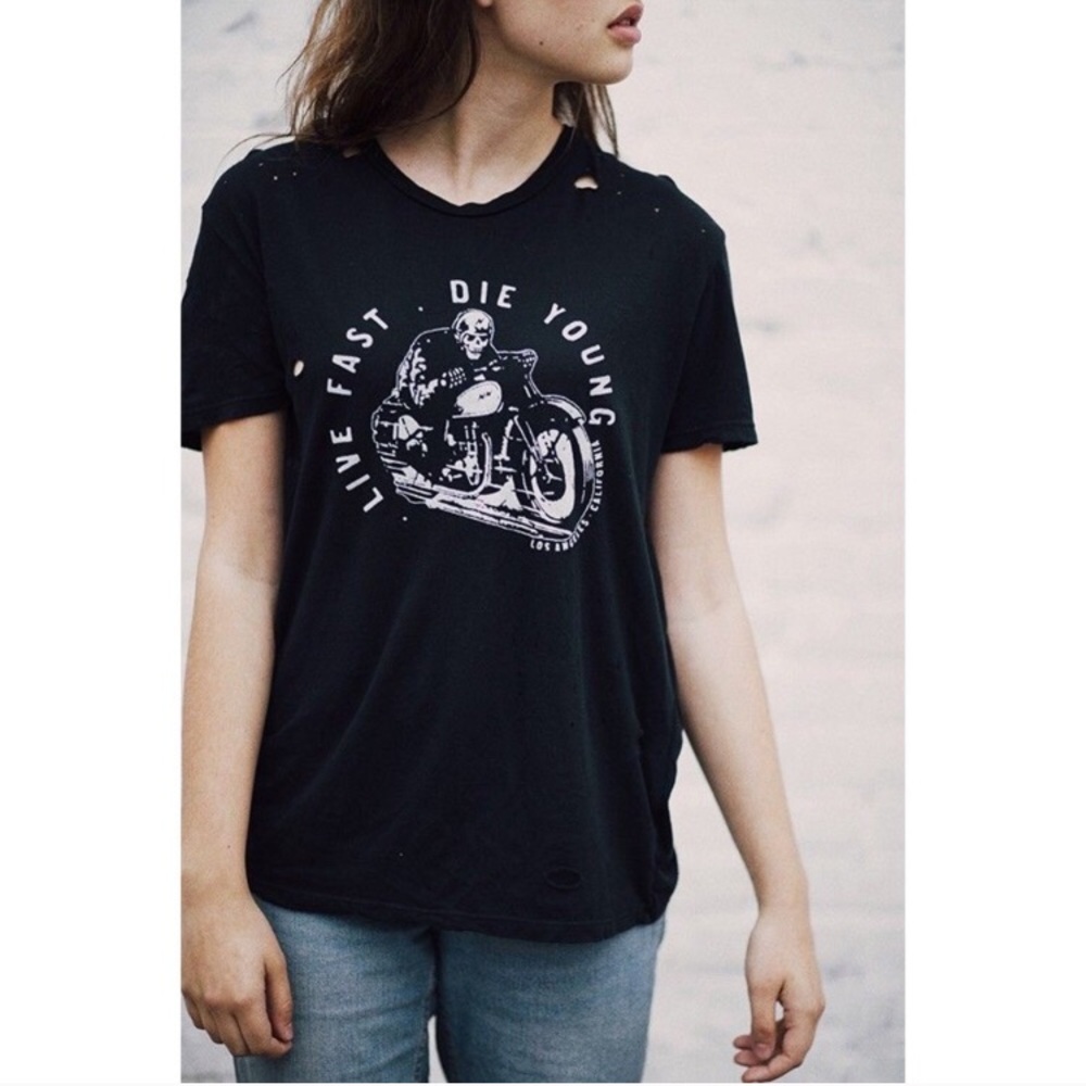 BRANDY MELVILLE “LIVE FAST DIE YOUNG” TEE